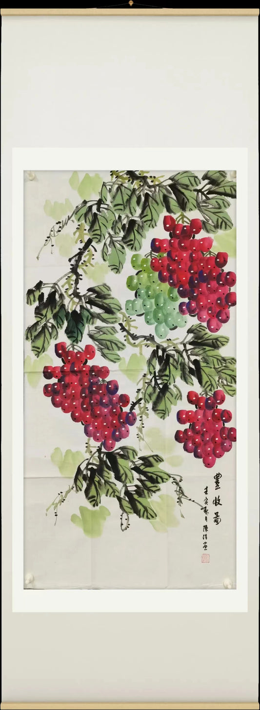 Chinese paiting- grapes. bumper harvest, wish for more children and more happiness.Wedding gift. Gift for pregnant ladies and farmers.