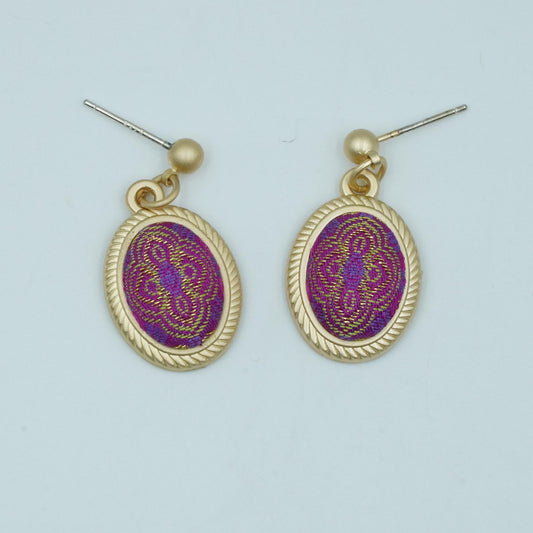 8ee55305-dbd9-4b56-8a56-0cfa8884d19e