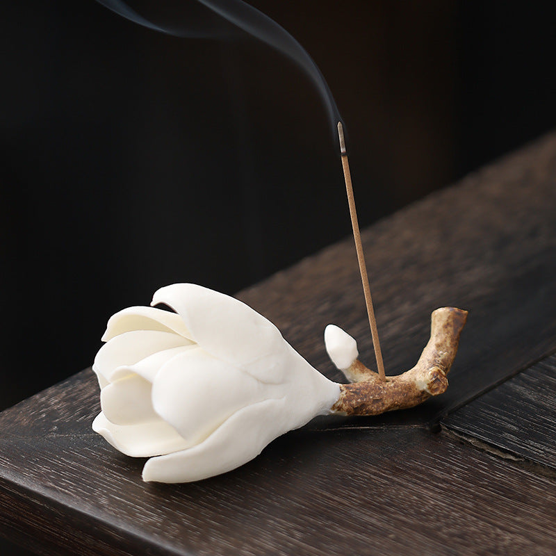 Magnolia Incense Stick Chinese Style Handmade Ceramic Pinch Flower Incense Holder Zen Incense Burner Home Decoration Sandalwood Incense Burner