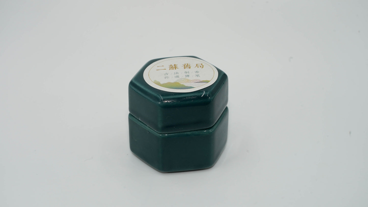 Tanditional Incense sticks and balls