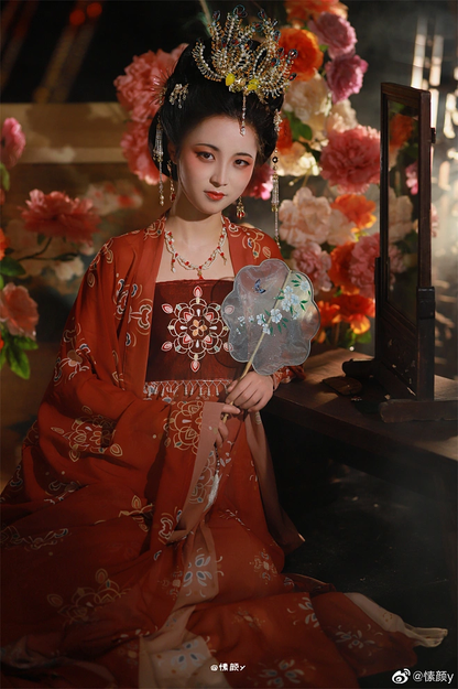 Chinese Costum Photos