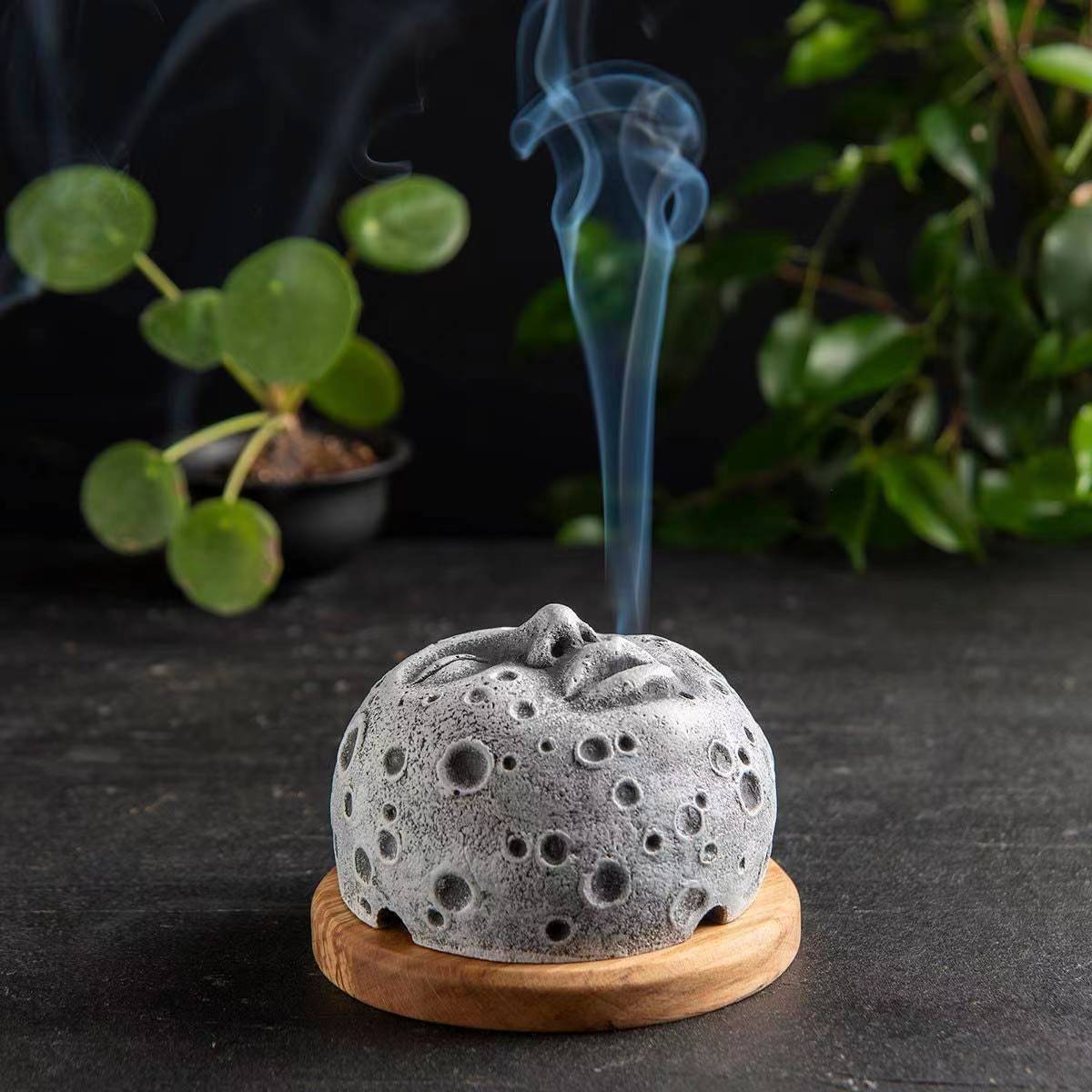 Aromatherapy Face Moon Incense Burner Decoration Backflow Incense Living Room Decoration Resin Crafts Gift