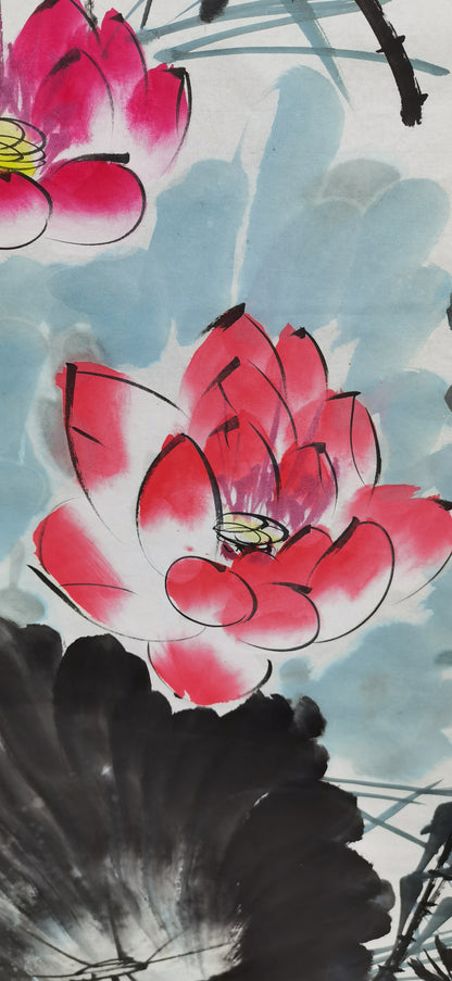 Chinese panting——fish playing under the lotus.  Decorations for living room and lobby.